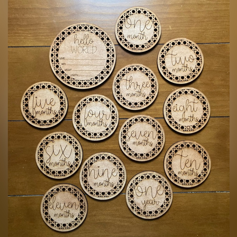 Baby Birth‎ Announcement & Monthly Milestone Cute Wooden Rattan Cards